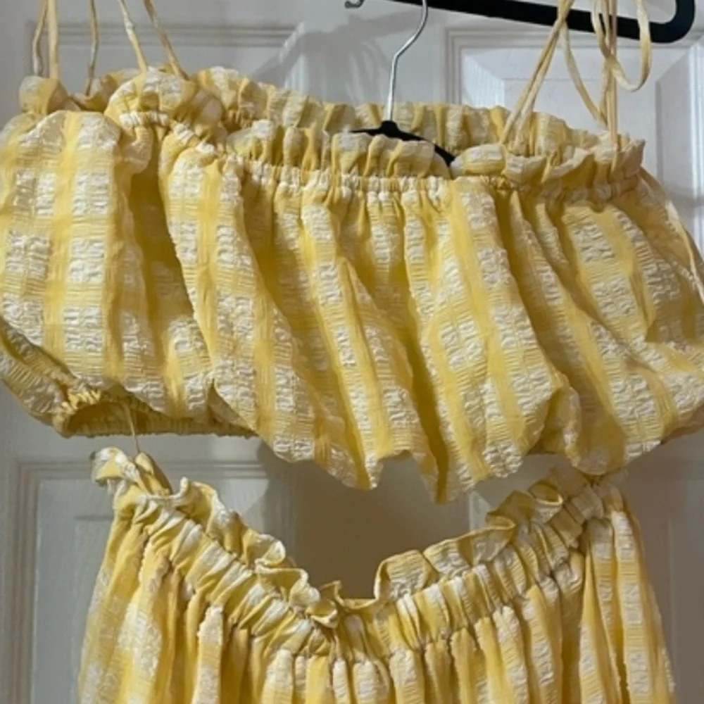 Vici Yellow Two Piece Skirt Set - Picture 13 of 16